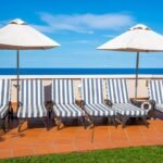High Wind Cantilever Umbrella: Your Windproof Oasis Starts Here