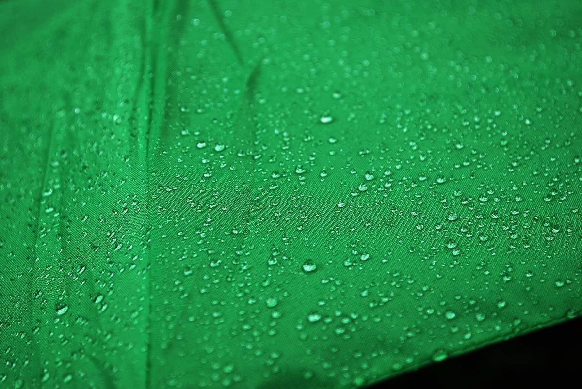 Why Your Waterproof Cantilever Umbrella Cover Isn’t Enough (And How to Fix It)
