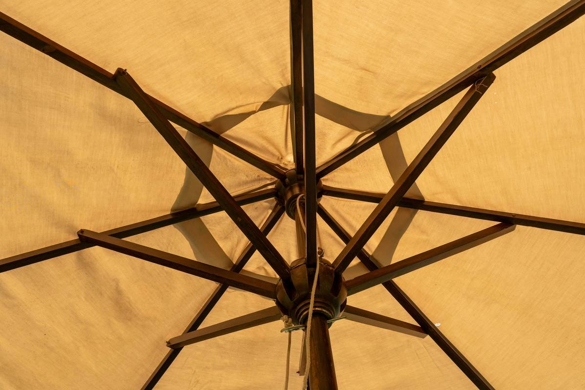 How to Find Reliable Cantilever Patio Umbrella Replacement Parts Without Wasting Time or Money