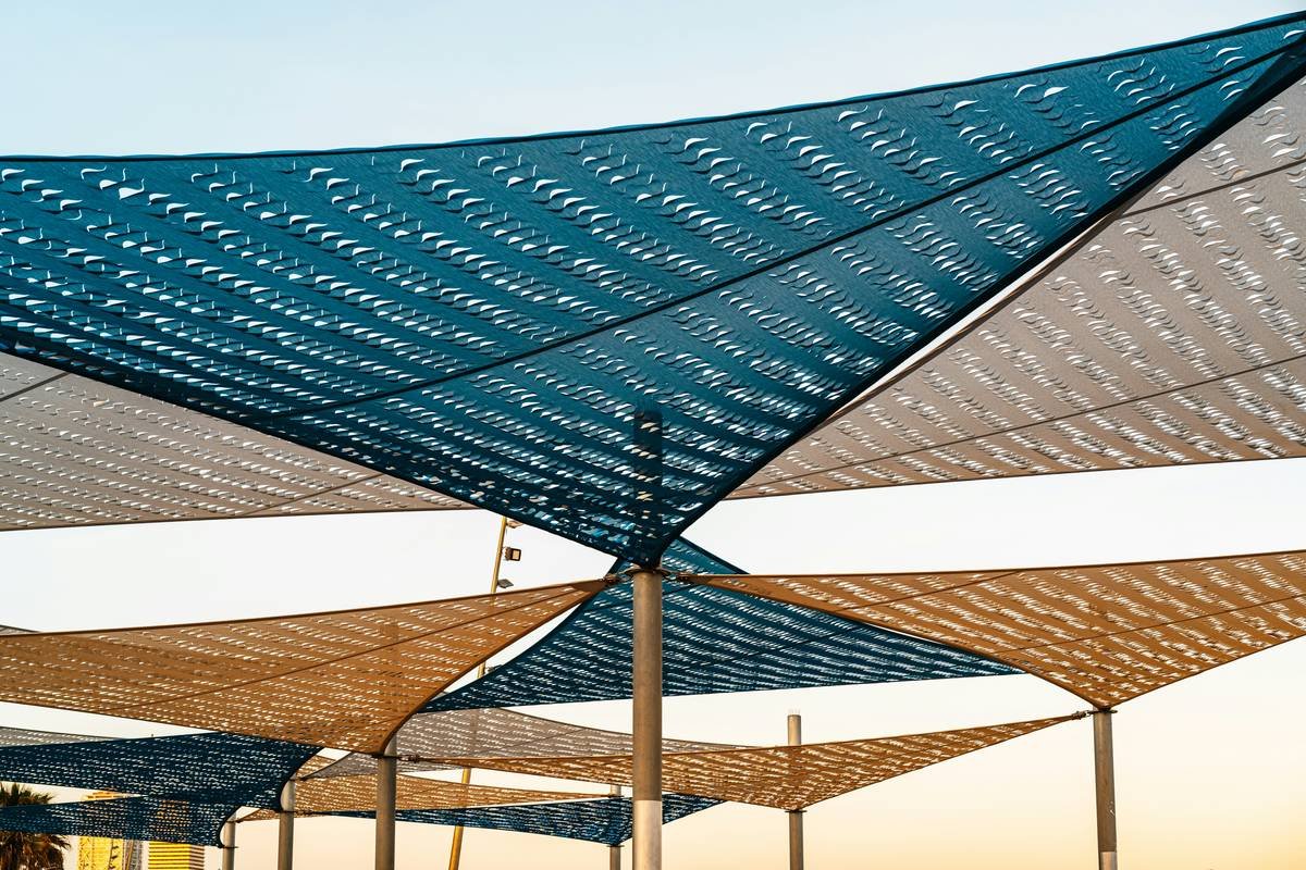 close-up of waterproof cantilever umbrella australia canopy showing sealed seams and hydrophobic surface beading water
