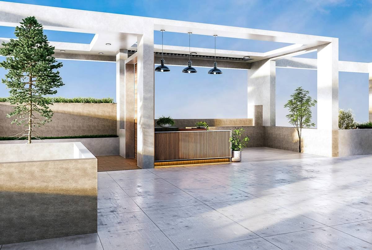 Side-by-side comparison showing center-pole umbrella obstructing patio table vs. cantilever providing clear, unobstructed shade