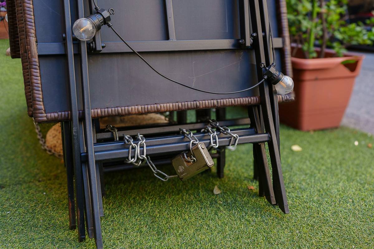 Why Your Outdoor Umbrella With Base Keeps Toppling Over—and How to Fix It for Good
