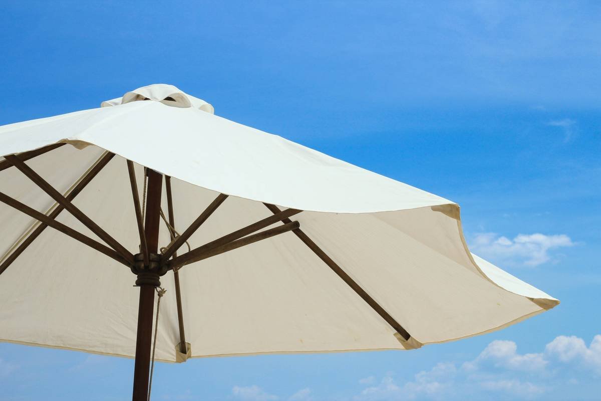 Outdoor Umbrella With UV Protection: 7 Proven Tips to Avoid Costly Mistakes