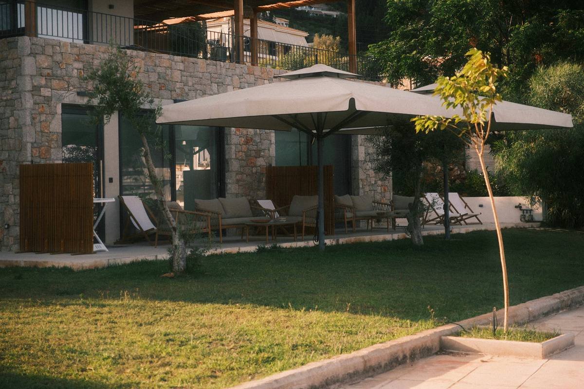 Weather Protection Cantilever Umbrella What Are: 7 Proven Tips to Avoid Costly Mistakes